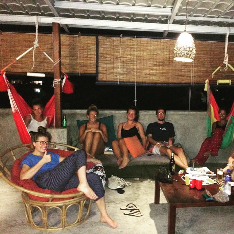 Colombo Beach Hostel マウントラビニア エクステリア 写真