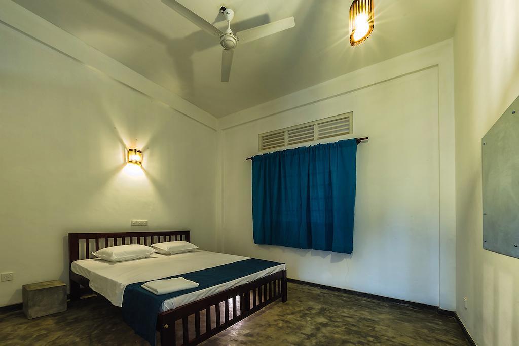 Colombo Beach Hostel マウントラビニア 部屋 写真